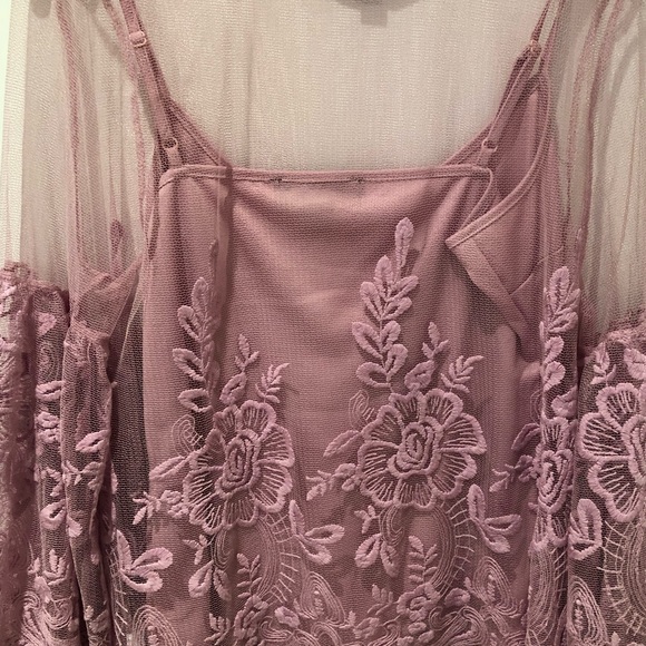 Marc Bouwer Bell Sleeve Embroidery Sheer Top - Picture 10 of 10